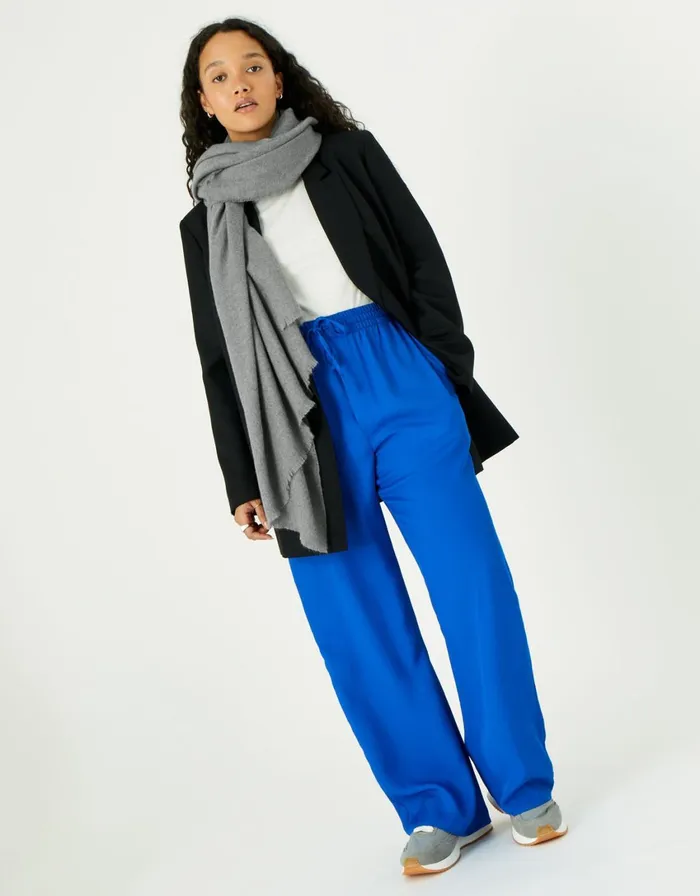 Accessorize New Wells Blanket Scarf Grey Grey Women Scarves