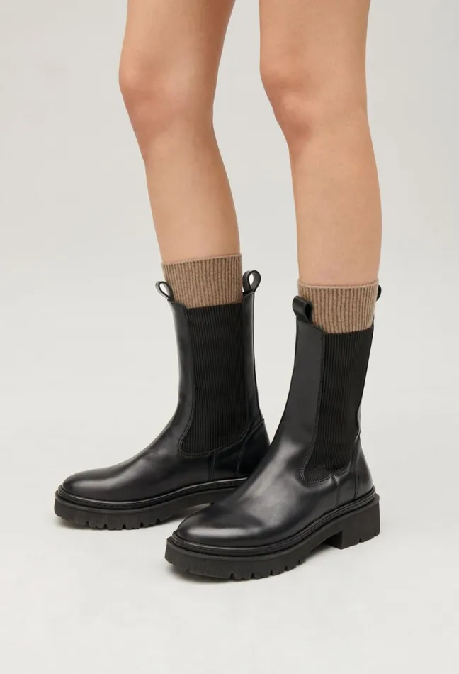 Claudie Pierlot Black Leather Chelsea Boots Women Ankle Boots