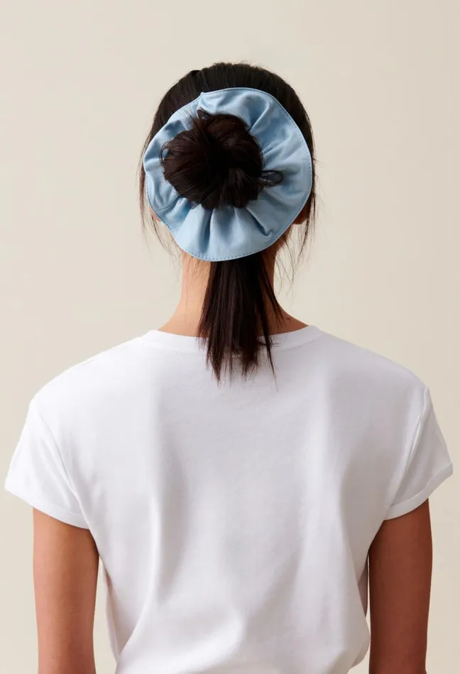 Claudie Pierlot Leather Scrunchie With Topstitching Sky Blue Women Jewellery And Scrunchies Claudie Pierlot Leather Scrunchie With Topstitching Sky Blue Women Jewellery And Scrunchies