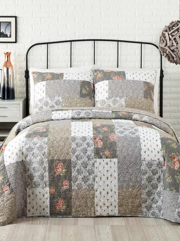 Comforters and Quilts Accessories Jessica Simpson Floribunda Quilt