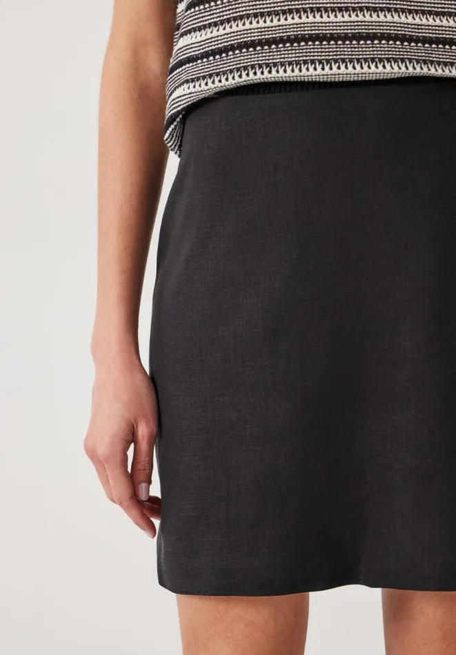 Hush Skirts Women Sunny Linen Mini Skirt Black