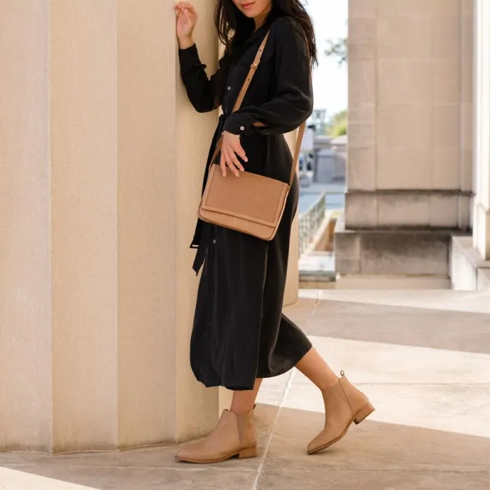 Nisolo Boots Women Eva Everyday Chelsea Boot Almond Nisolo Boots Women Eva Everyday Chelsea Boot Almond