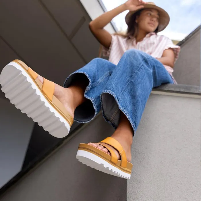 Reef Slides Women Cushion Vista Hi Natural Reef Slides Women Cushion Vista Hi Natural