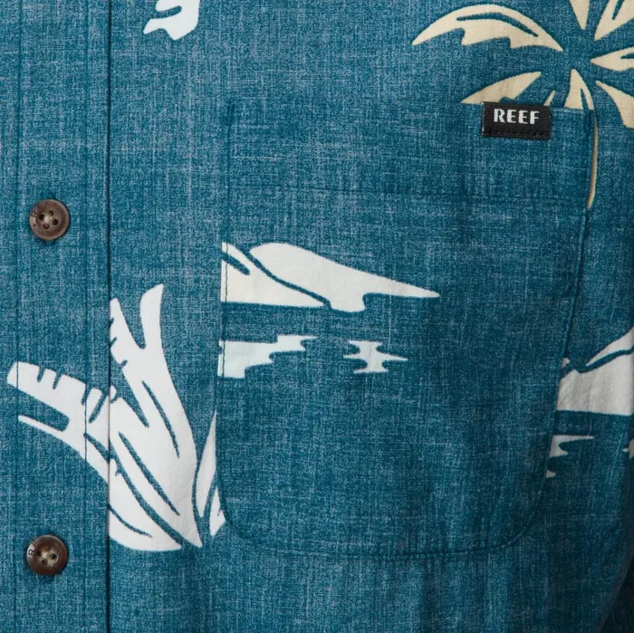 Reef TShirts and Shirts Men Watson Short Sleeve Shirt Legion Blue Reef TShirts and Shirts Men Watson Short Sleeve Shirt Legion Blue