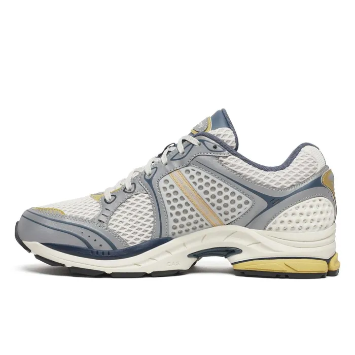 Saucony Lifestyle Women Progrid Triumph 4 Fabricated Future Greysilver