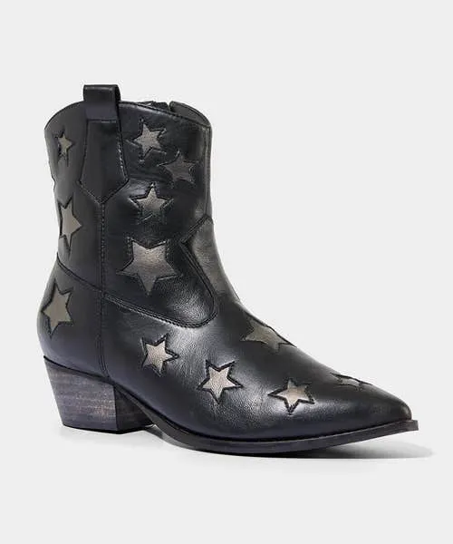 Shoes Sandals and Boots Astraea Leather Western Boots BlackSilver 8211 Joebrowns Apparel Shoes Sandals and Boots Astraea Leather Western Boots BlackSilver 8211 Joebrowns Apparel
