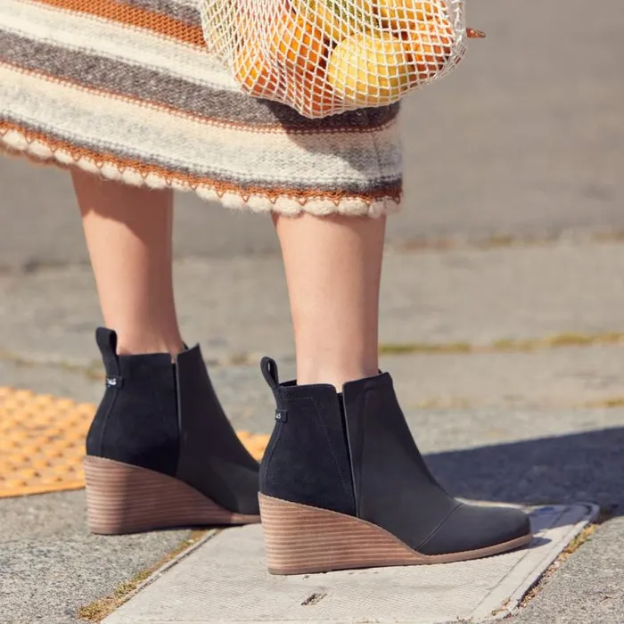 Toms Boots and Booties Clare Wedge Boot Black Leather 8211 Women
