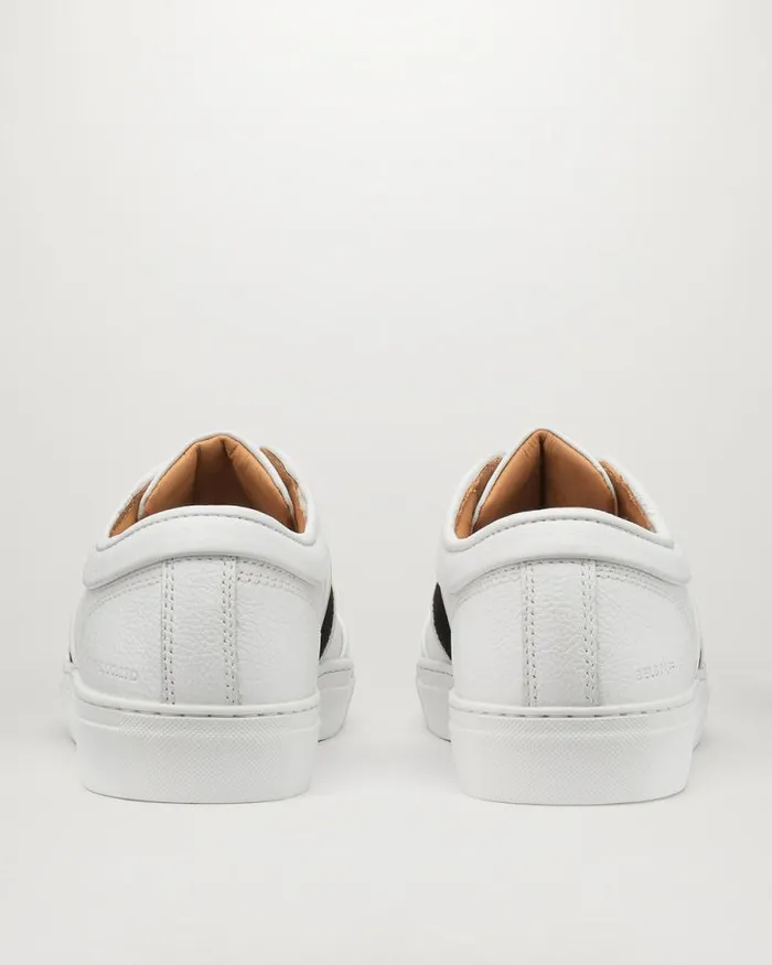 Trainers Men Belstaff Phoenix Low Top Sneakers White Trainers Men Belstaff Phoenix Low Top Sneakers White