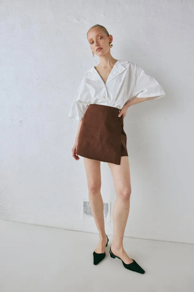 VRG GRL Cove Skort Chocolate Women Skorts VRG GRL Cove Skort Chocolate Women Skorts