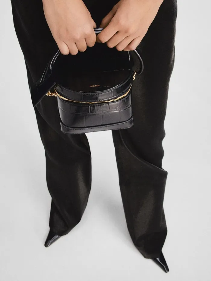 Women Crossbody and Handbags JACQUEMUS The Vanito Black Women Crossbody and Handbags JACQUEMUS The Vanito Black