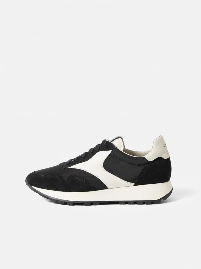 Women Finsbury Vintage Runner Trainer Black Jigsaw Trainers