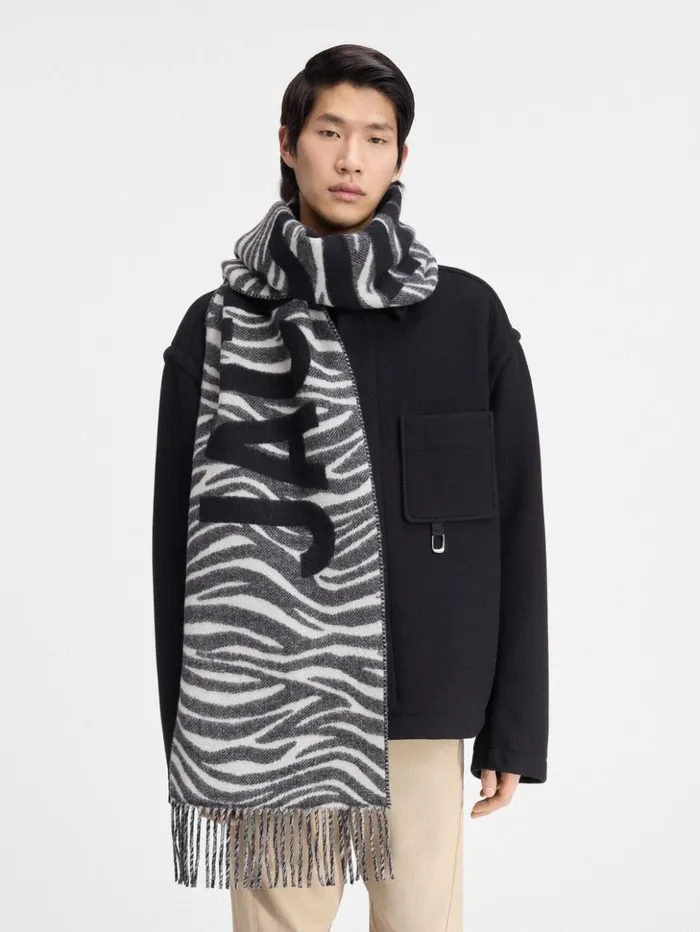 WomenMen Scarves Beanies and Gloves JACQUEMUS The Jacquemus Scarf Black and White Zebra WomenMen Scarves Beanies and Gloves JACQUEMUS The Jacquemus Scarf Black and White Zebra